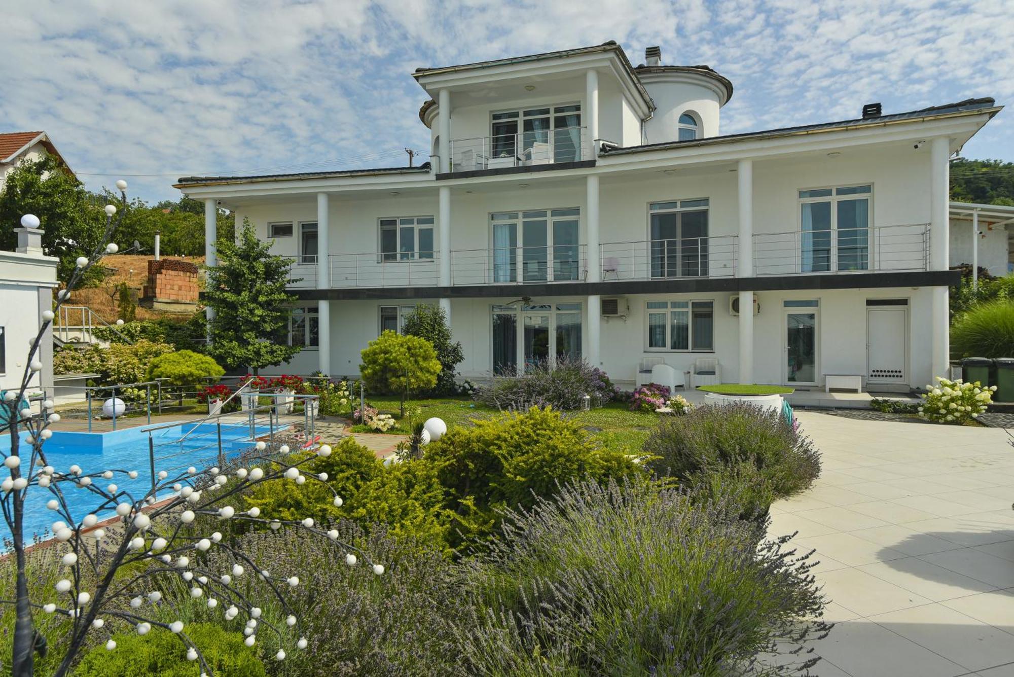 Apartments Villa Graf Semendria Exterior foto
